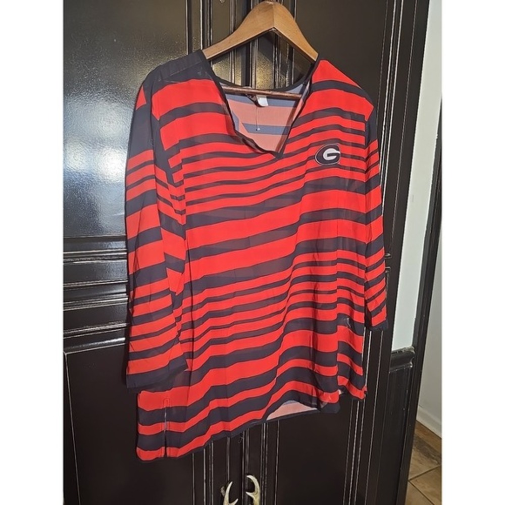 Emerson Street, Georgia Bulldogs‎ XL sheer Pullover